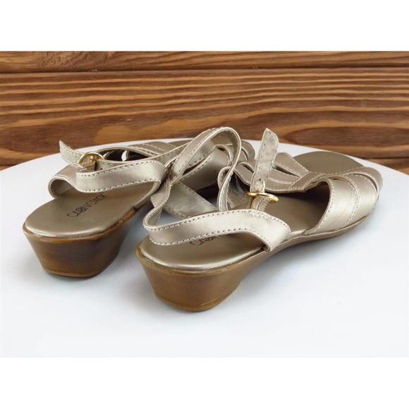 Cabin Creek Size 7 M Women Sandal Ankle Strap Beige Synthetic - Picture 6 of 10